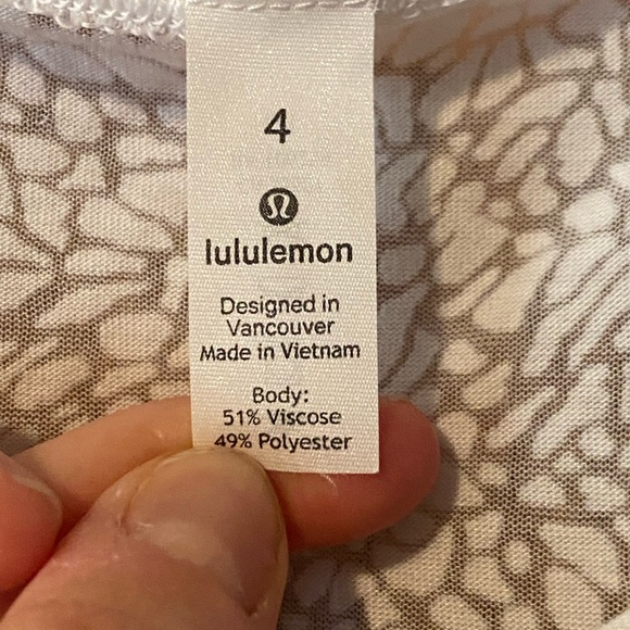 Lululemon Tank - Picture 3 of 4
